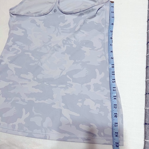 Lululemon tank top size 12 with shelf bra. Has no pads. - Picture 4 of 7